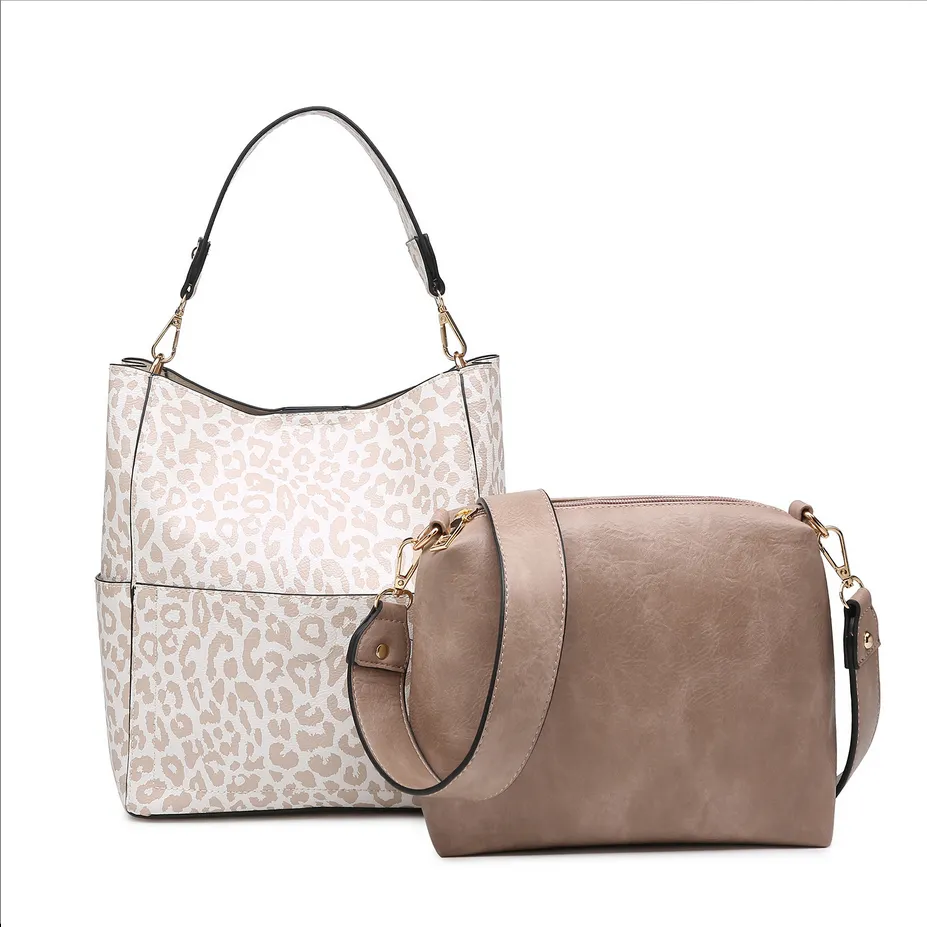 Abby Bucket Bag