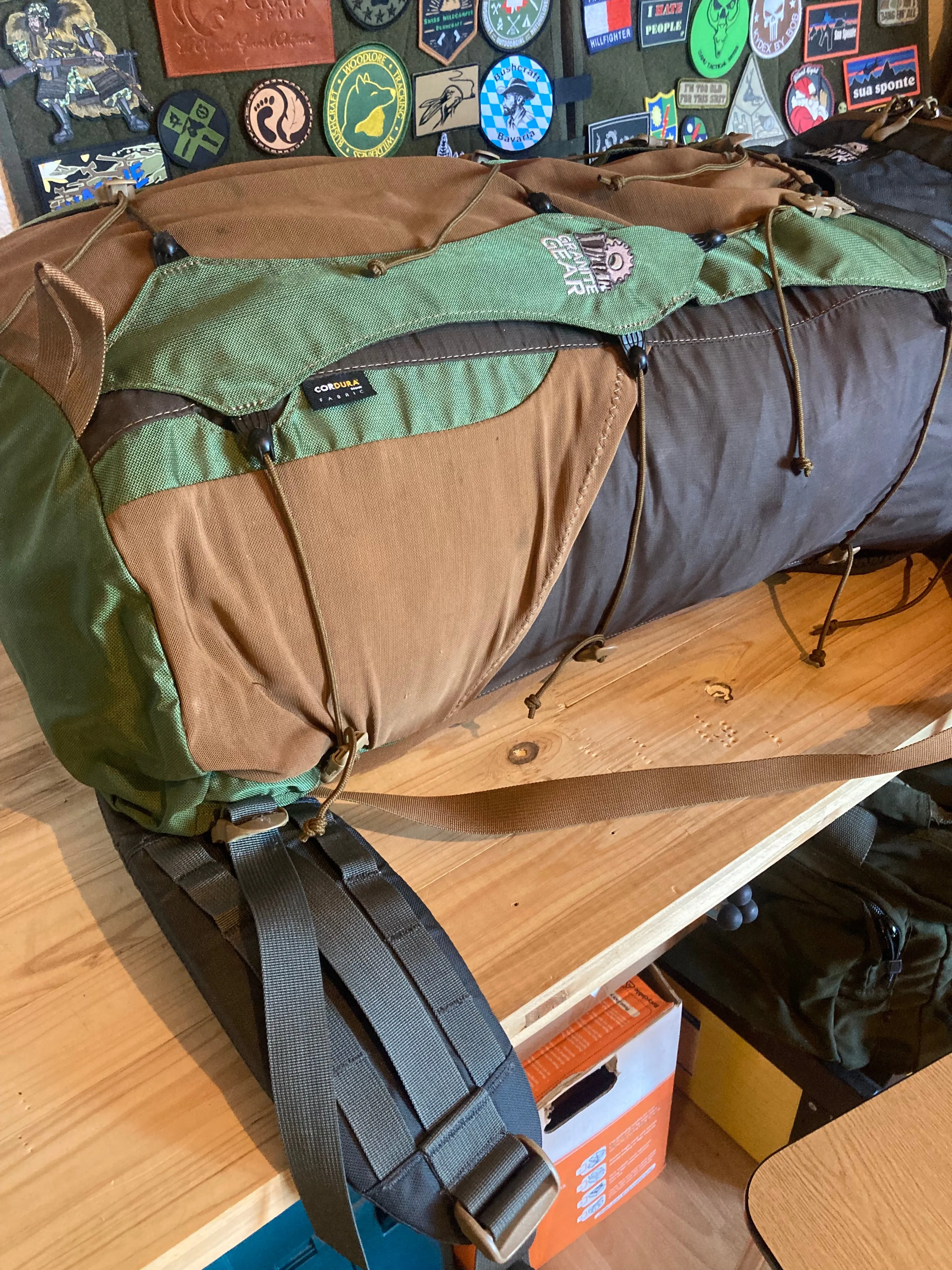 Backpack, Granite Gear Blaze AC 60 with LINELOC Lid Green / Brown / Grey