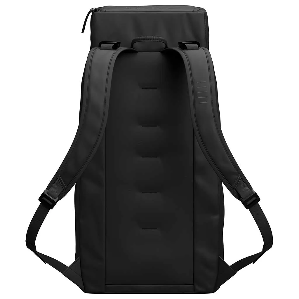 Hugger Backpack 30