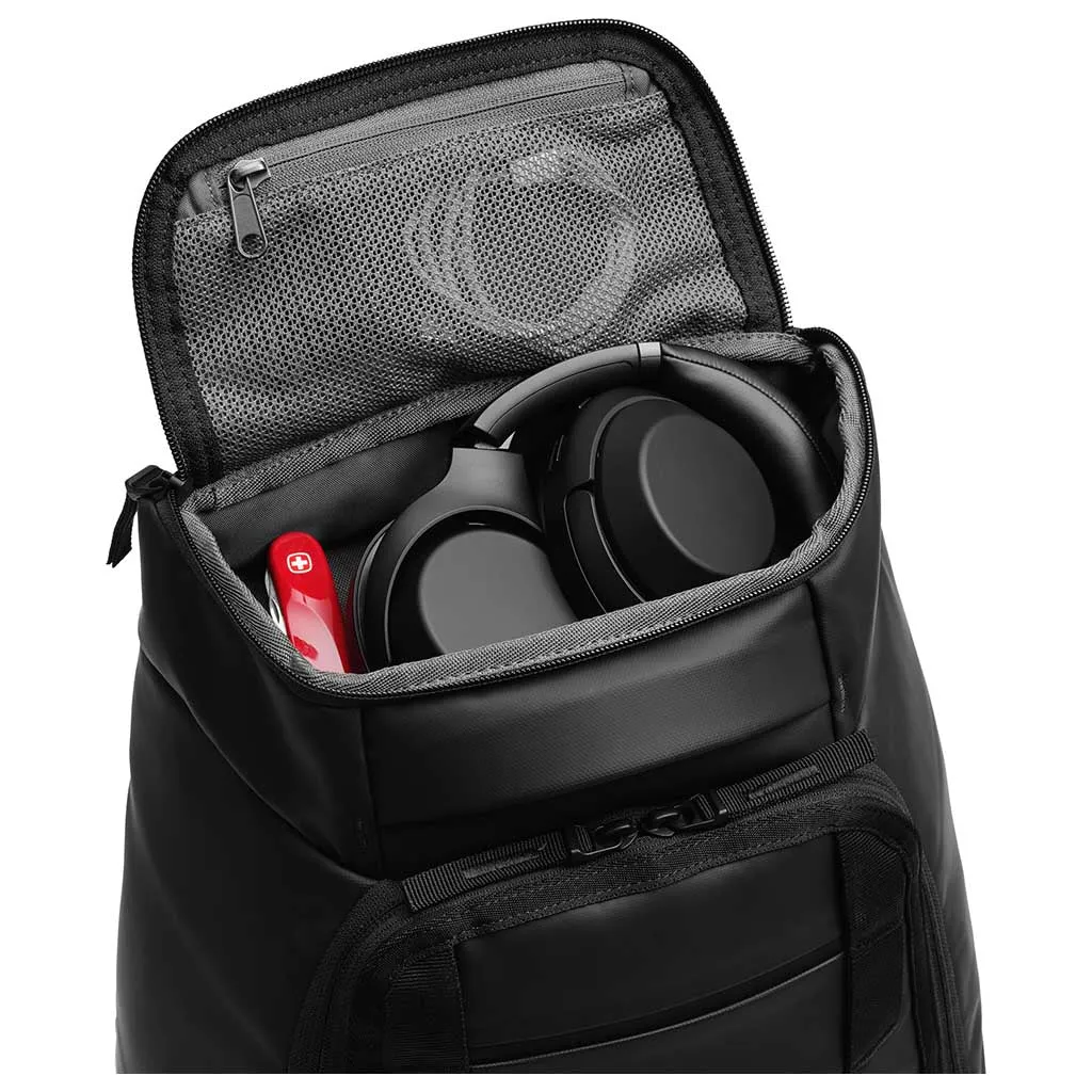 Hugger Backpack 30