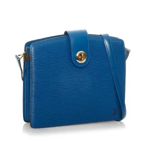 Louis Vuitton Epi Capucines (SHG-37266)