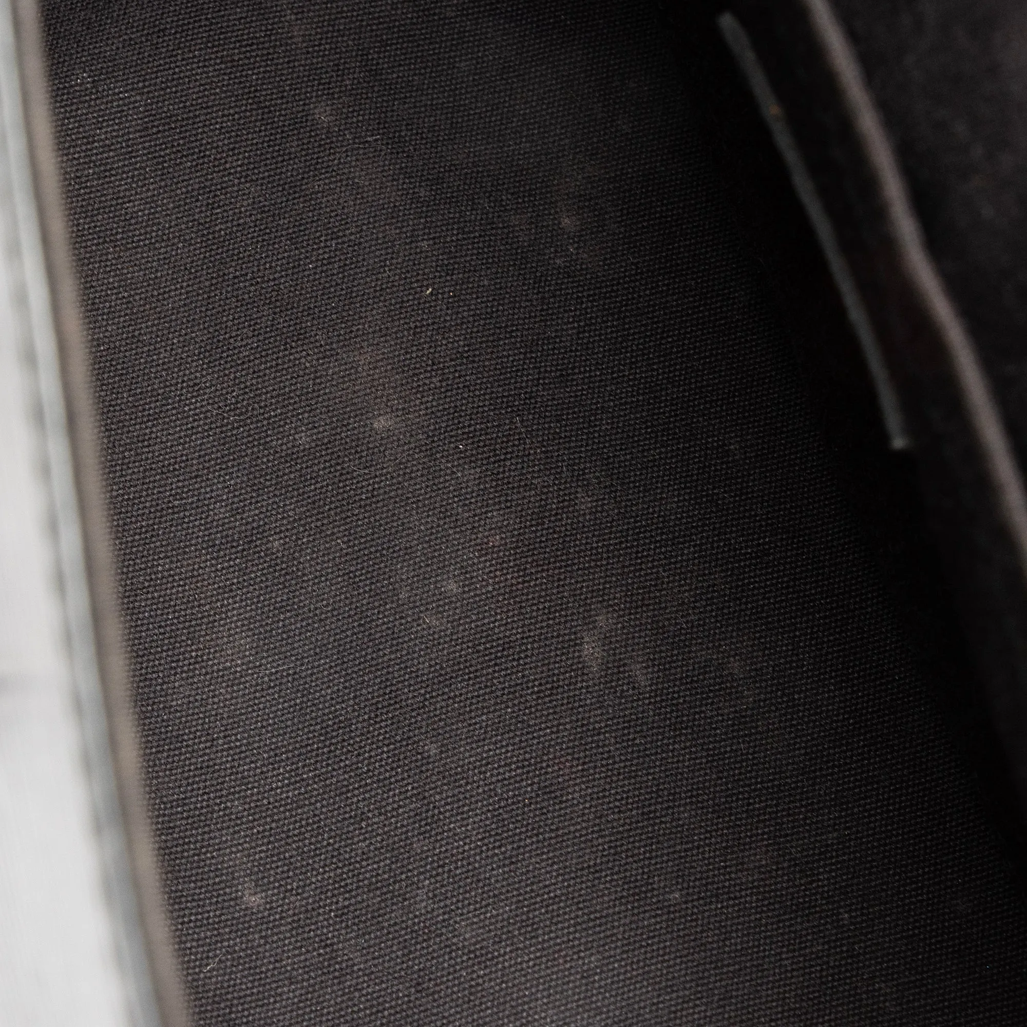 Louis Vuitton Epi Leather Segur PM Satchel (SHF-23074)