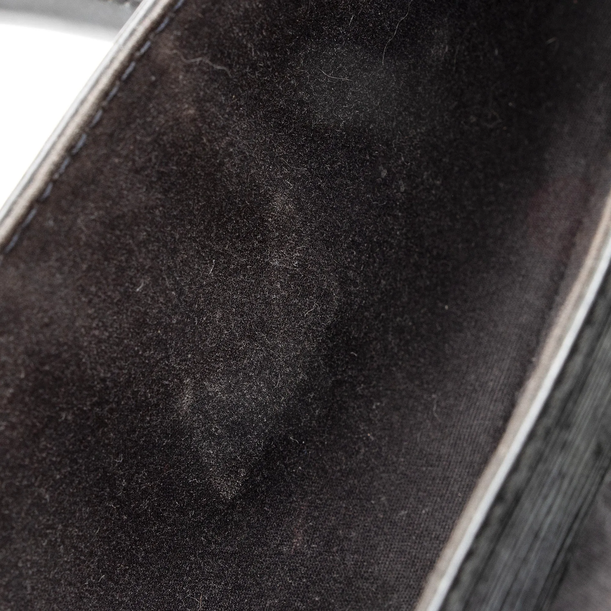 Louis Vuitton Epi Leather Segur PM Satchel (SHF-23074)