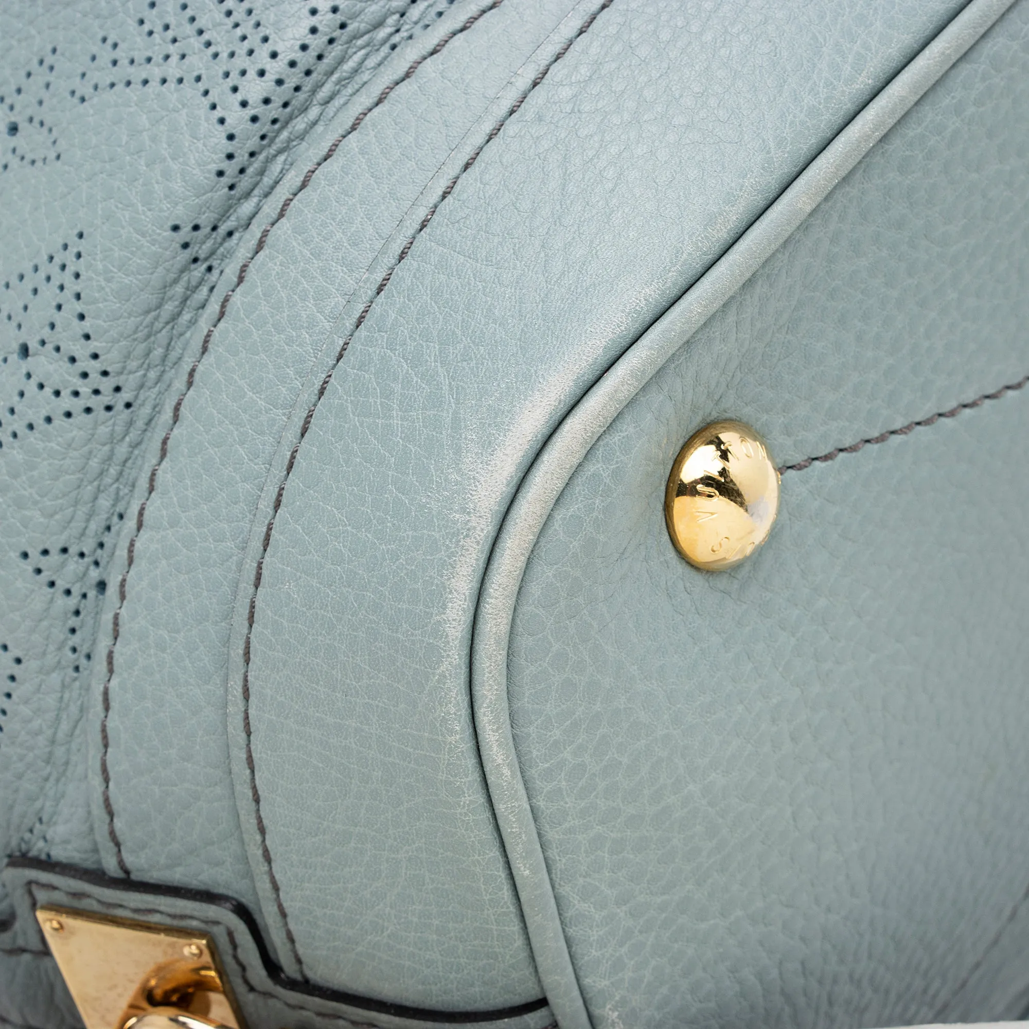 Louis Vuitton Mahina Leather Stellar PM Tote (SHF-22380)