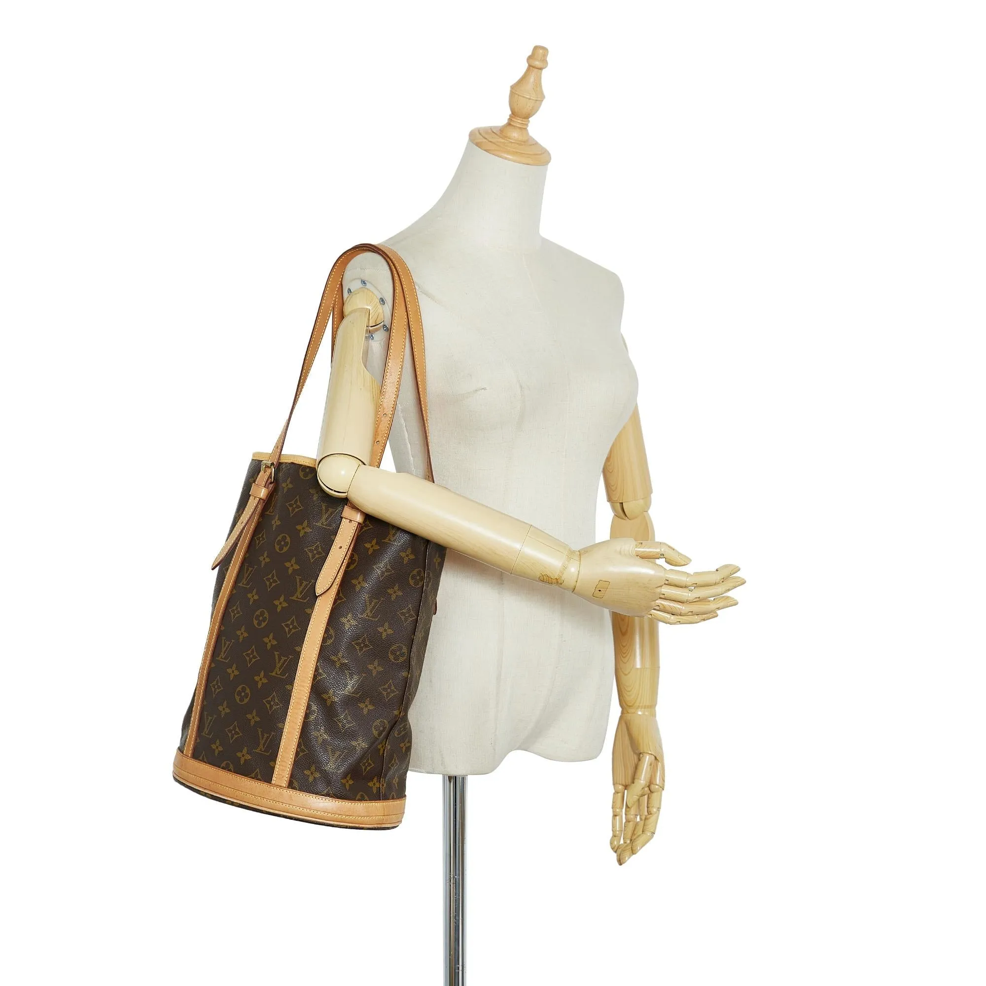 Louis Vuitton Monogram Bucket GM (SHG-aH2bPq)