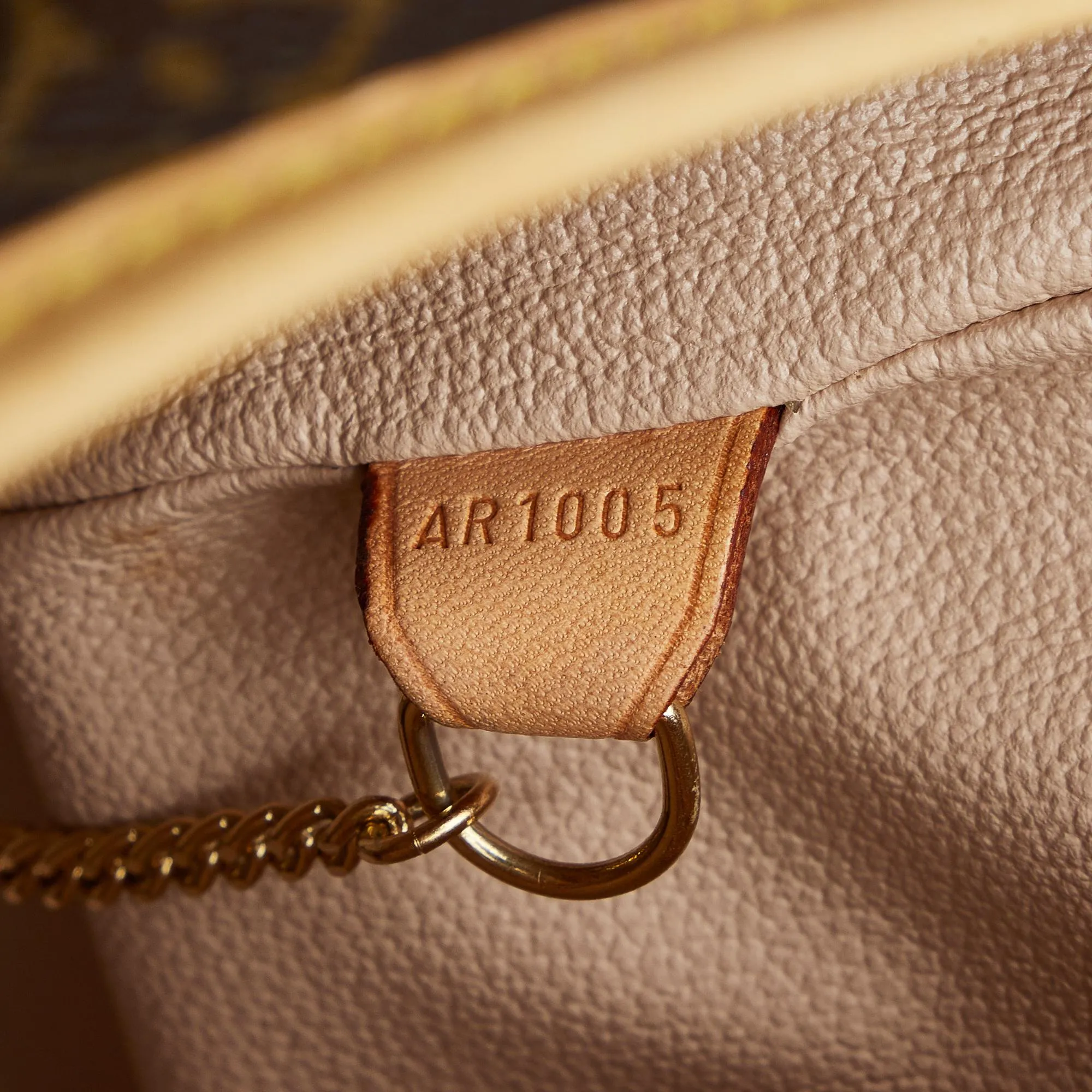 Louis Vuitton Monogram Bucket GM (SHG-aH2bPq)