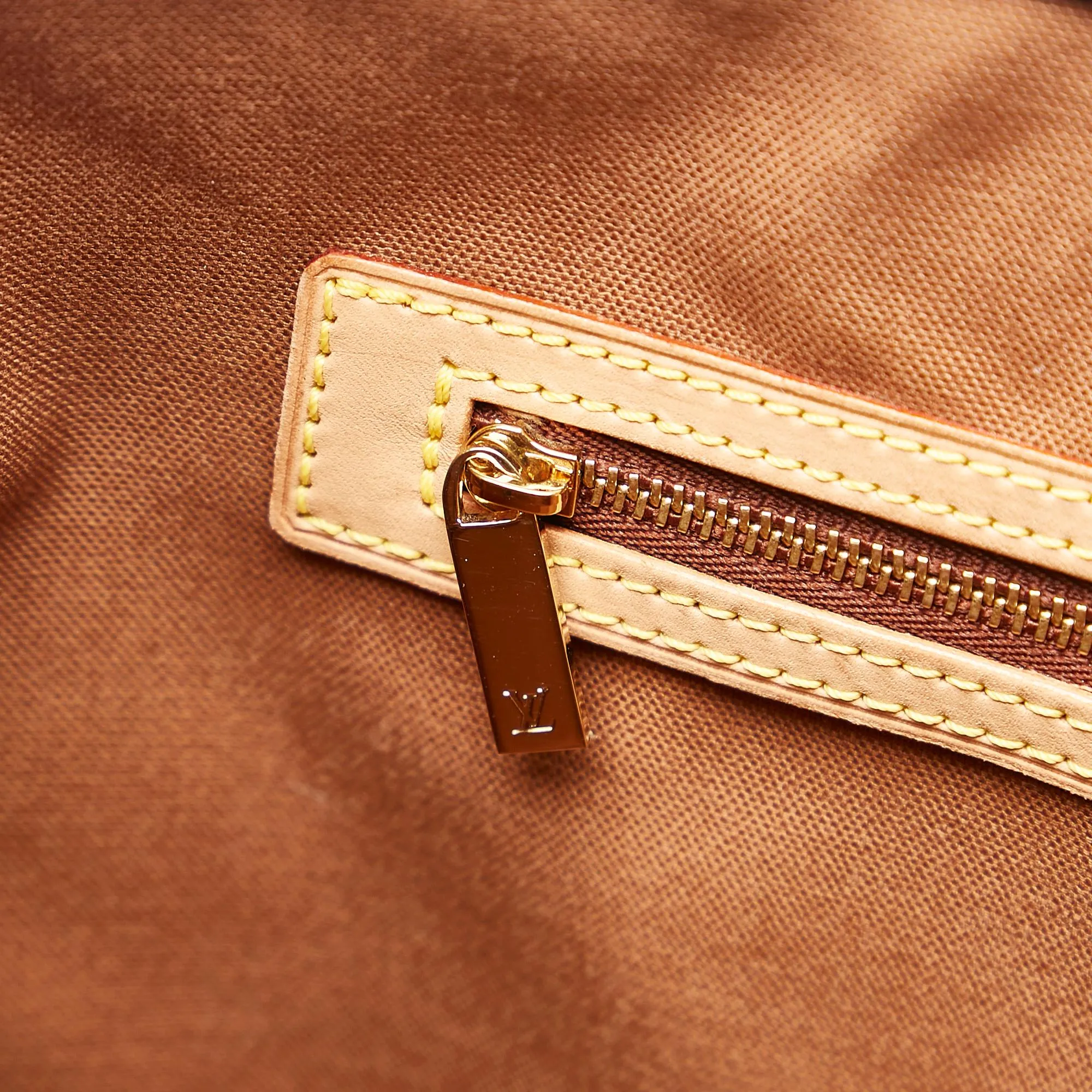 Louis Vuitton Monogram Cabas Mezzo (SHG-36903)