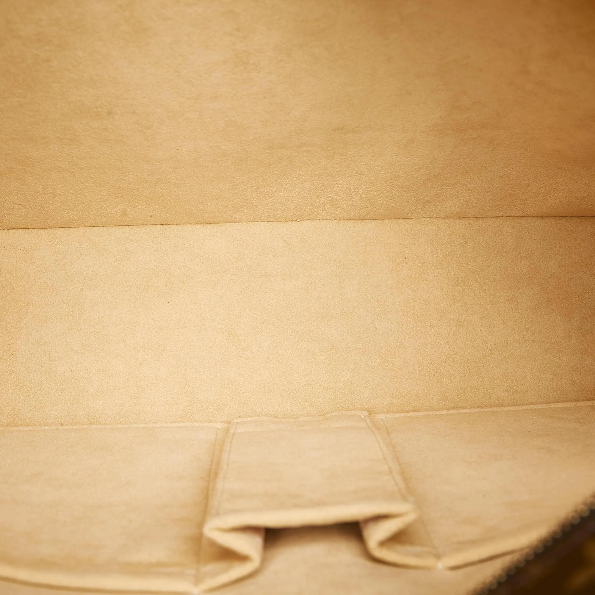 Louis Vuitton Monogram Luco (SHG-34278)