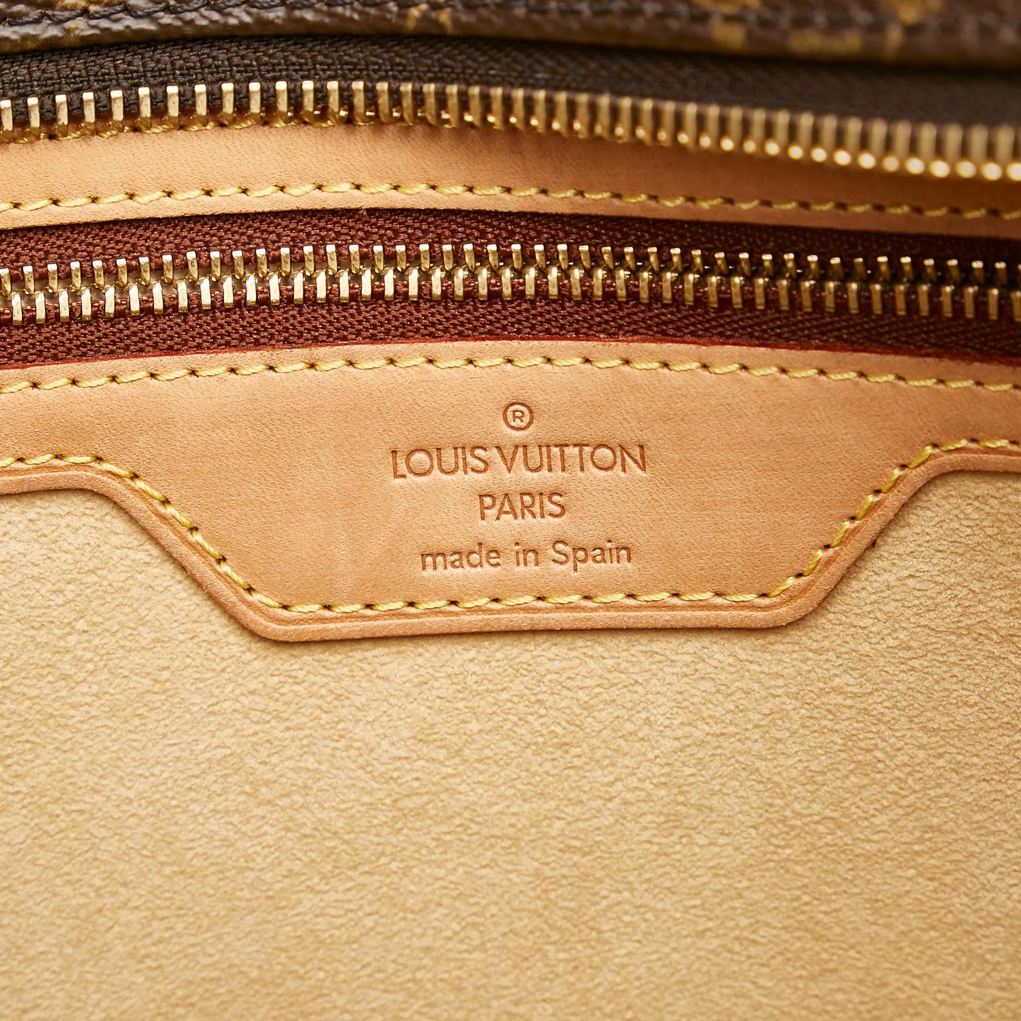 Louis Vuitton Monogram Luco (SHG-34278)