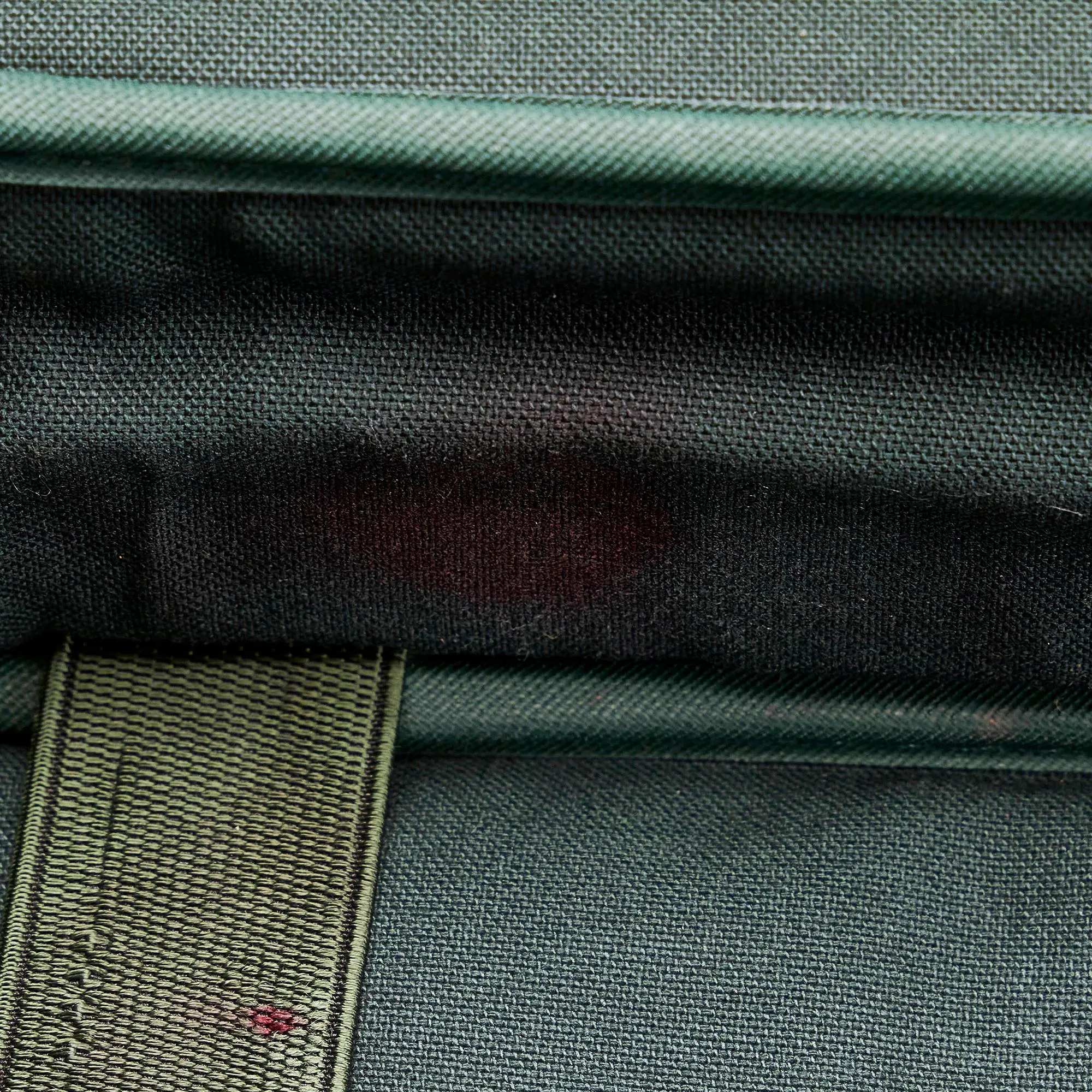 Louis Vuitton Taiga Porte Ordinateur Odessa (SHG-33894)