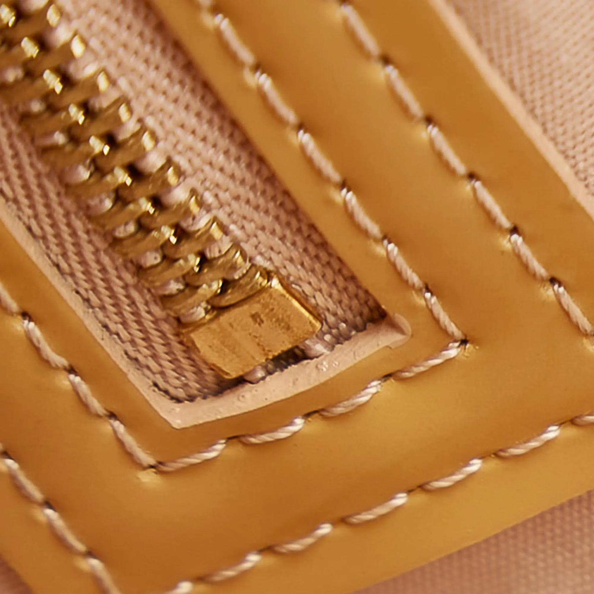 Louis Vuitton Vernis Wilshire PM (SHG-31830)