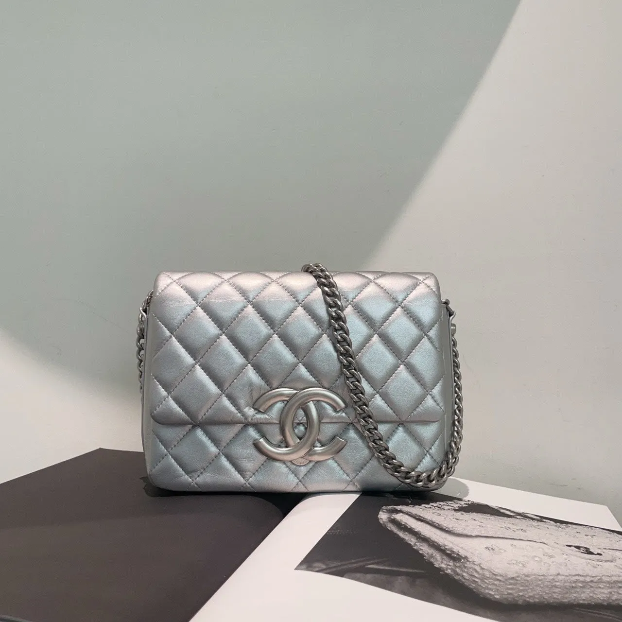 Preloved Chanel Metallic Lambskin Quilted Mini Flap Bag - Silver Mini Bag