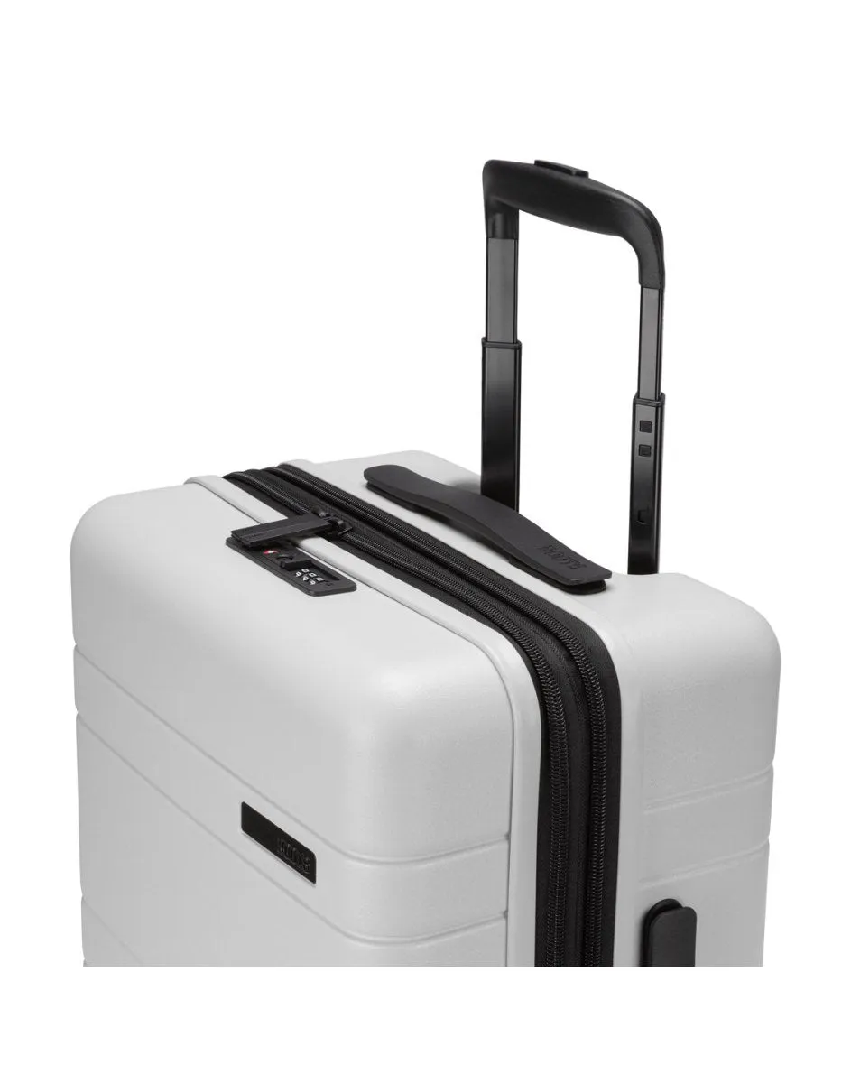 Roots Travel 19" Hardside Spinner Carry-on