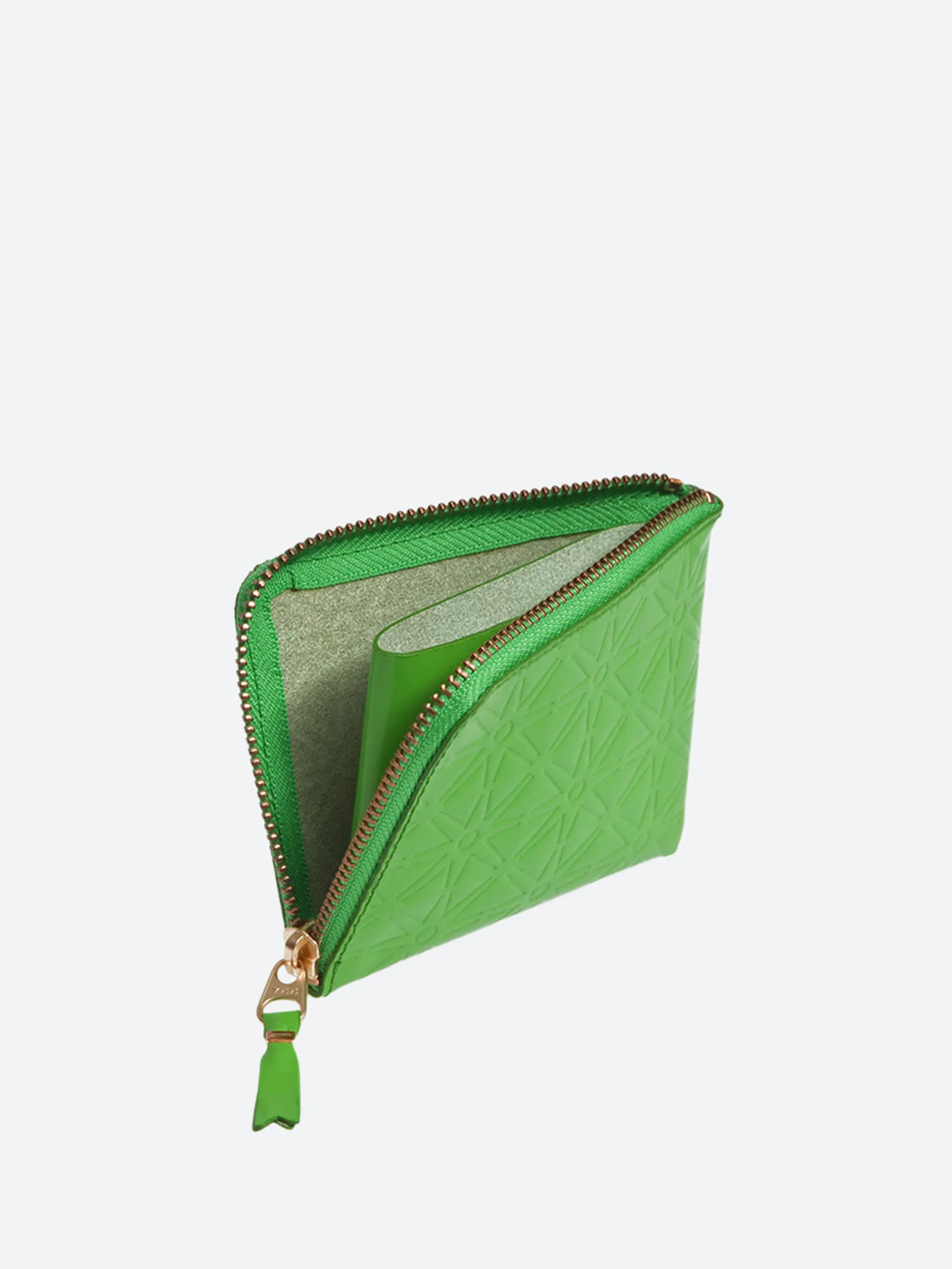 SA310EA Classic Leather Embossed A Wallet