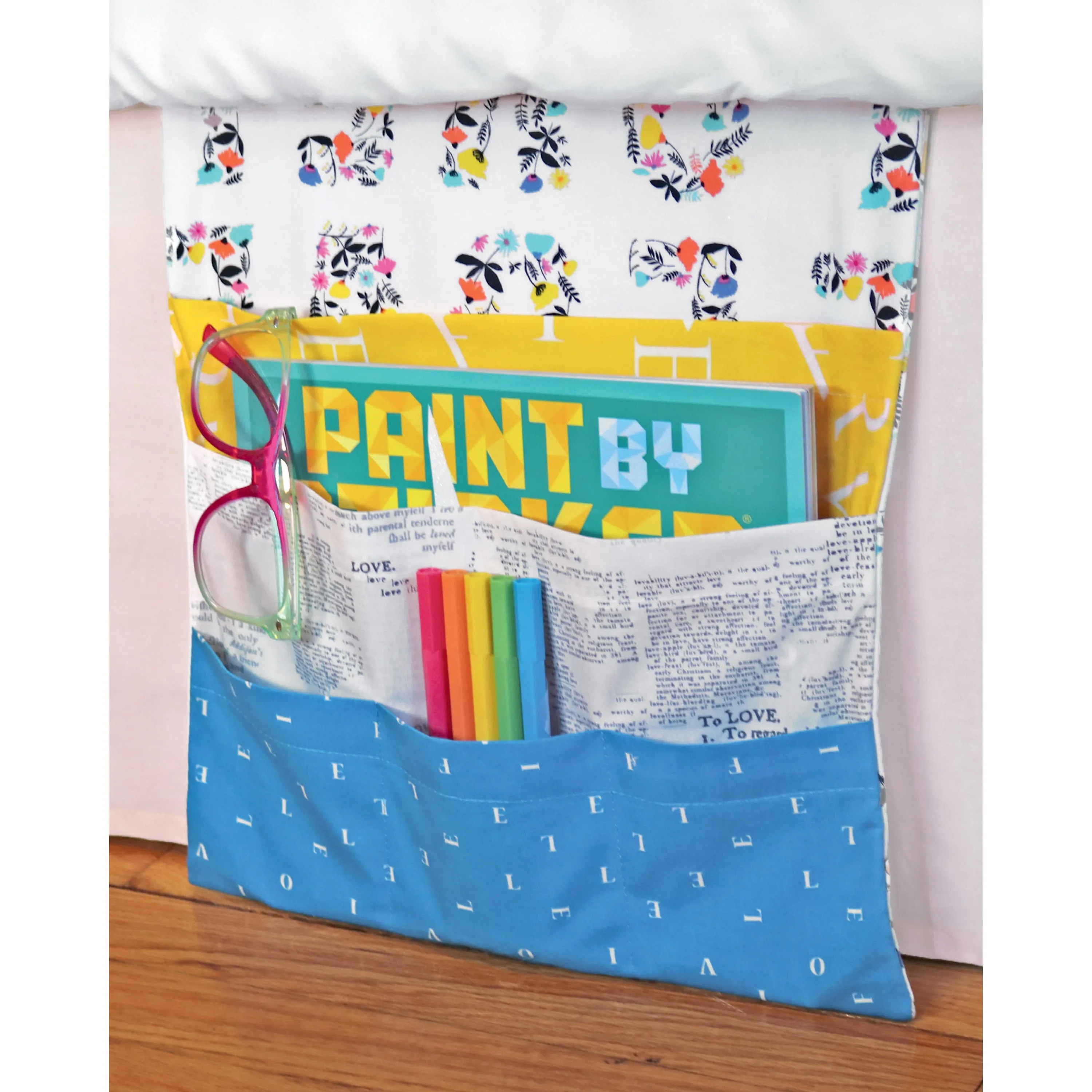 Simplicity Pattern 9513 Backpack, Pillow, Organizer