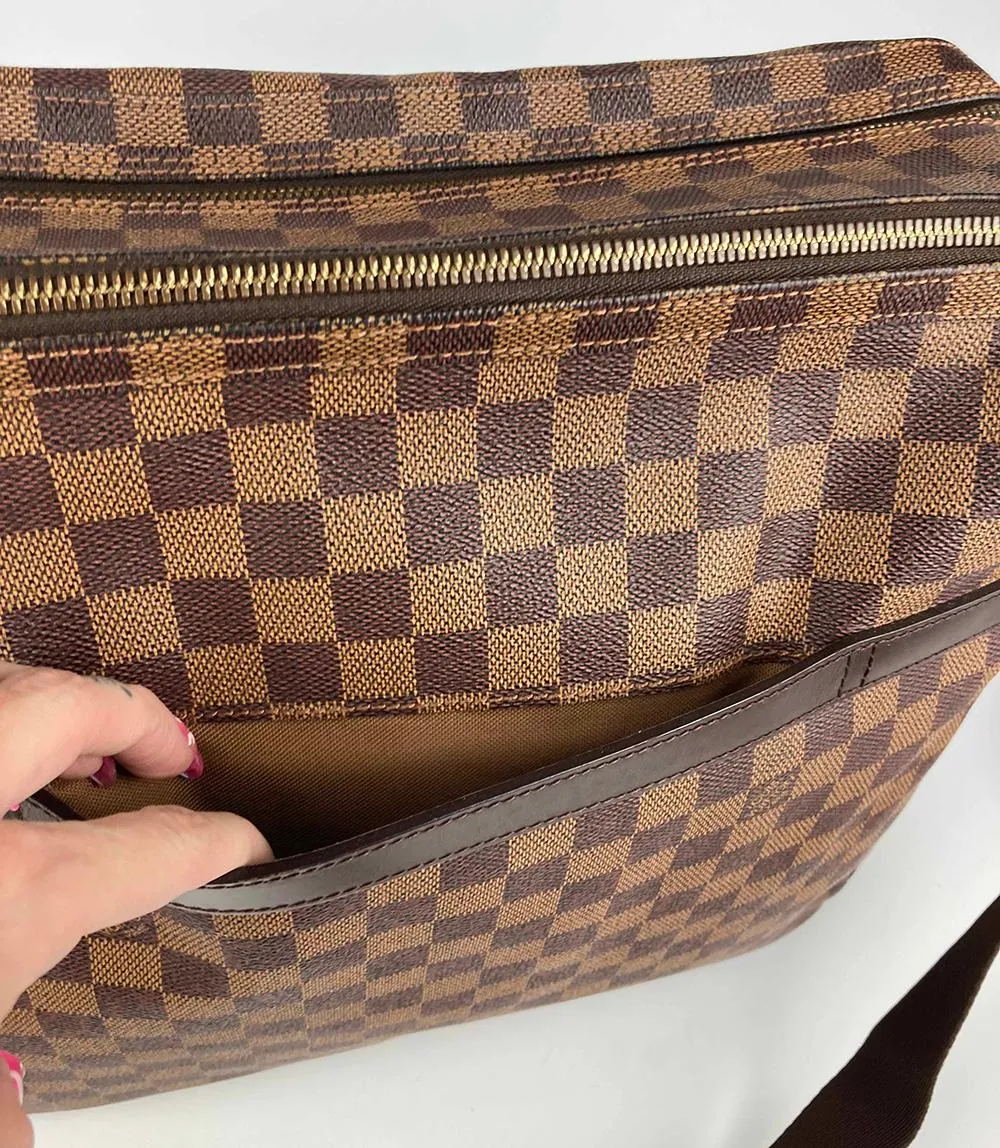 Trendy Inspired Louis Vuitton Damier Ebene Dorsoduro Messenger Bag